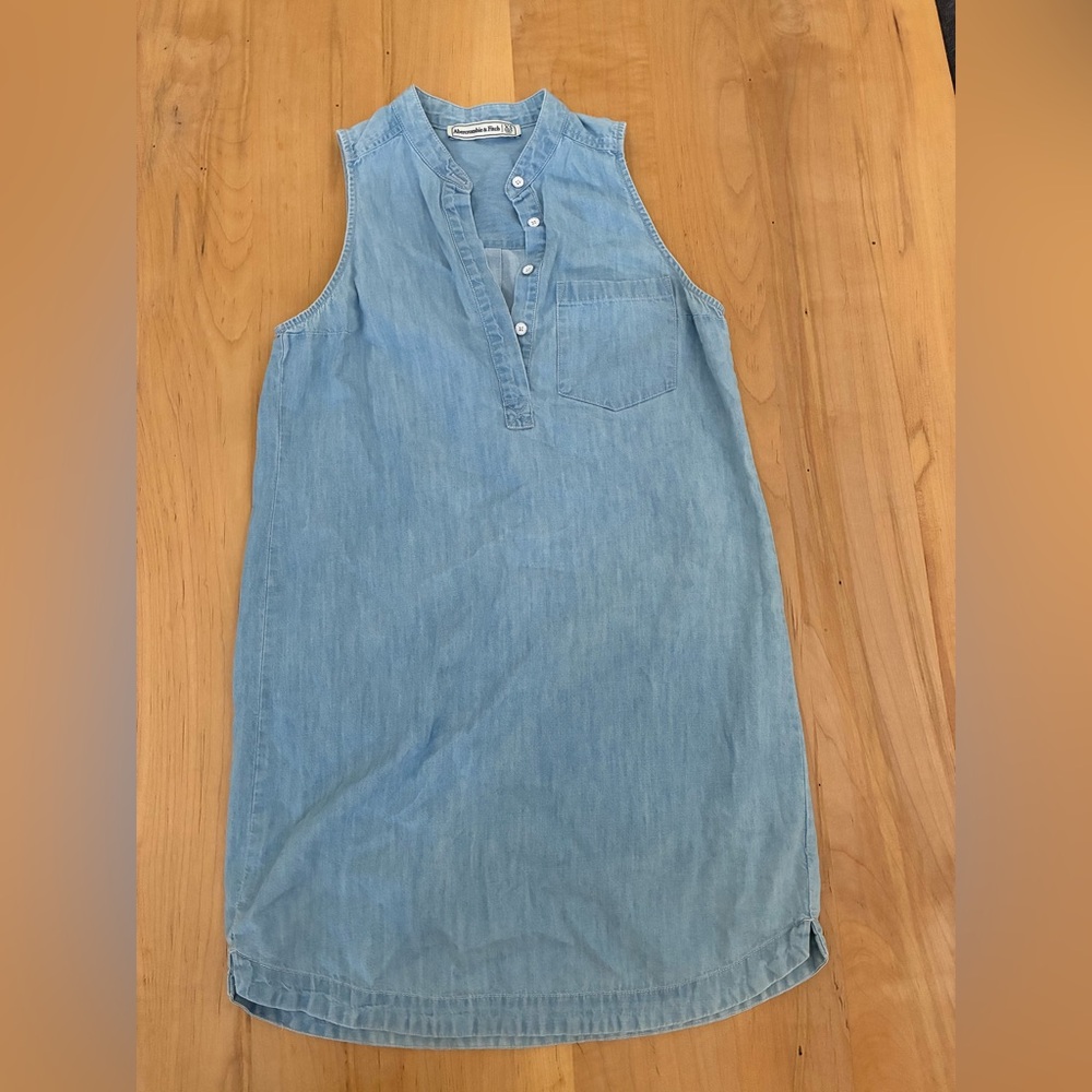 Abercrombie & Fitch Light Denim Button-Up Dress
